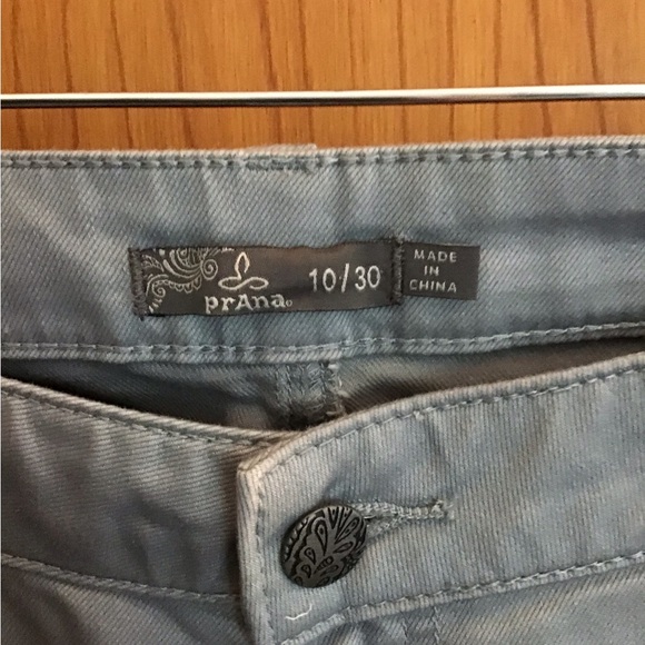 Kuhl shorts - Picture 3 of 6